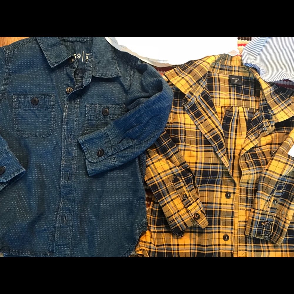 Gap boys 3T button ups